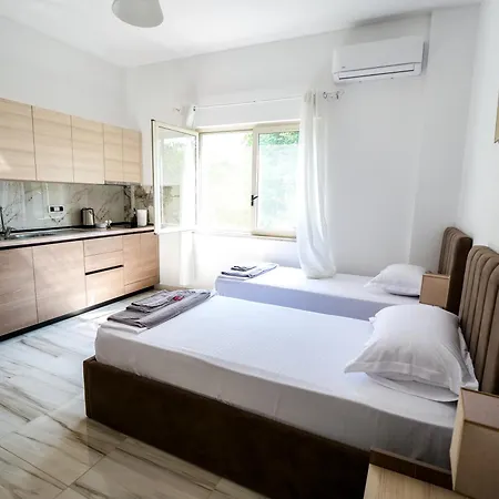 Daydream Villas, Floor 1