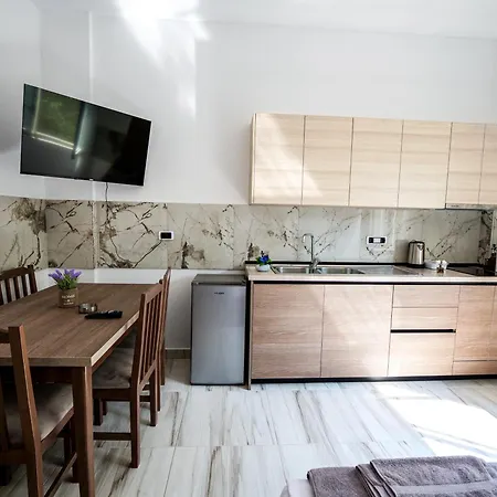 Daydream Villas, Floor 1